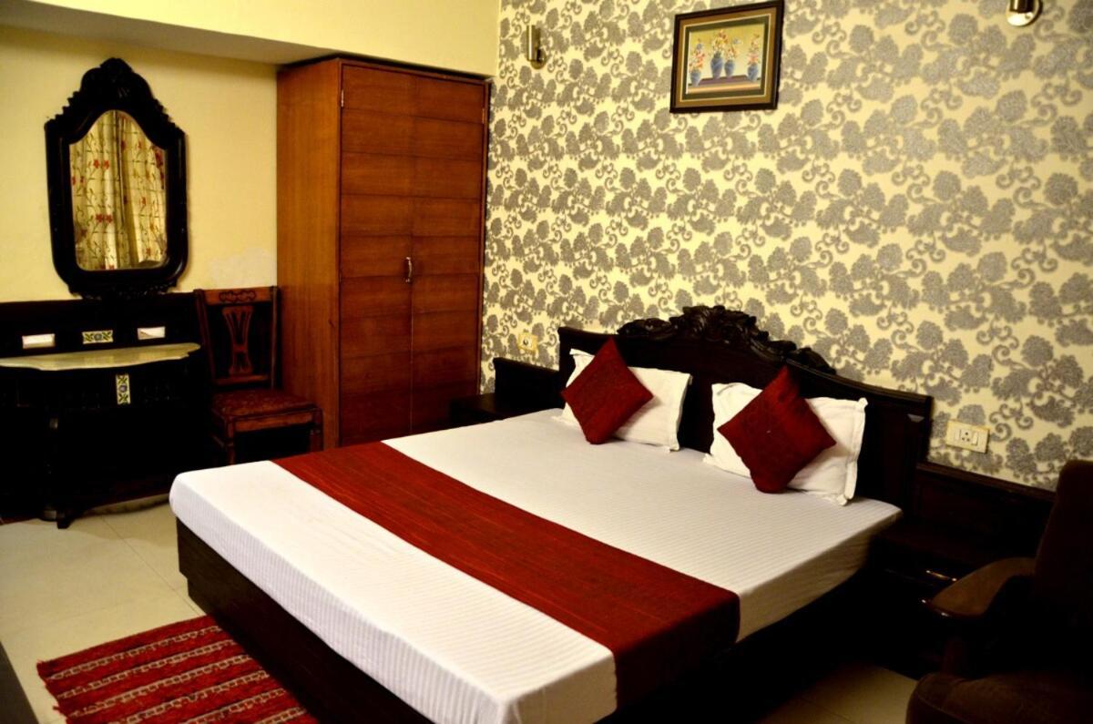 Hotel City Paradise Chandīgarh Extérieur photo
