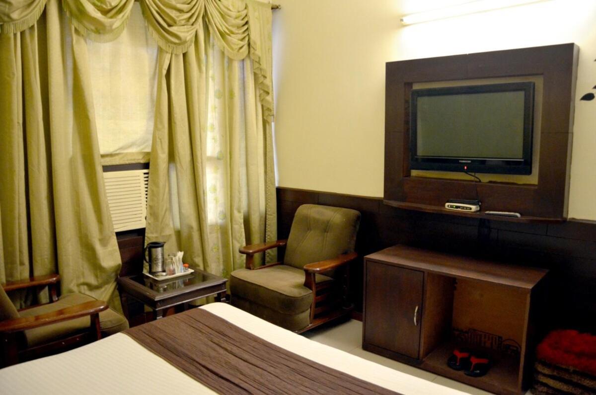 Hotel City Paradise Chandīgarh Extérieur photo